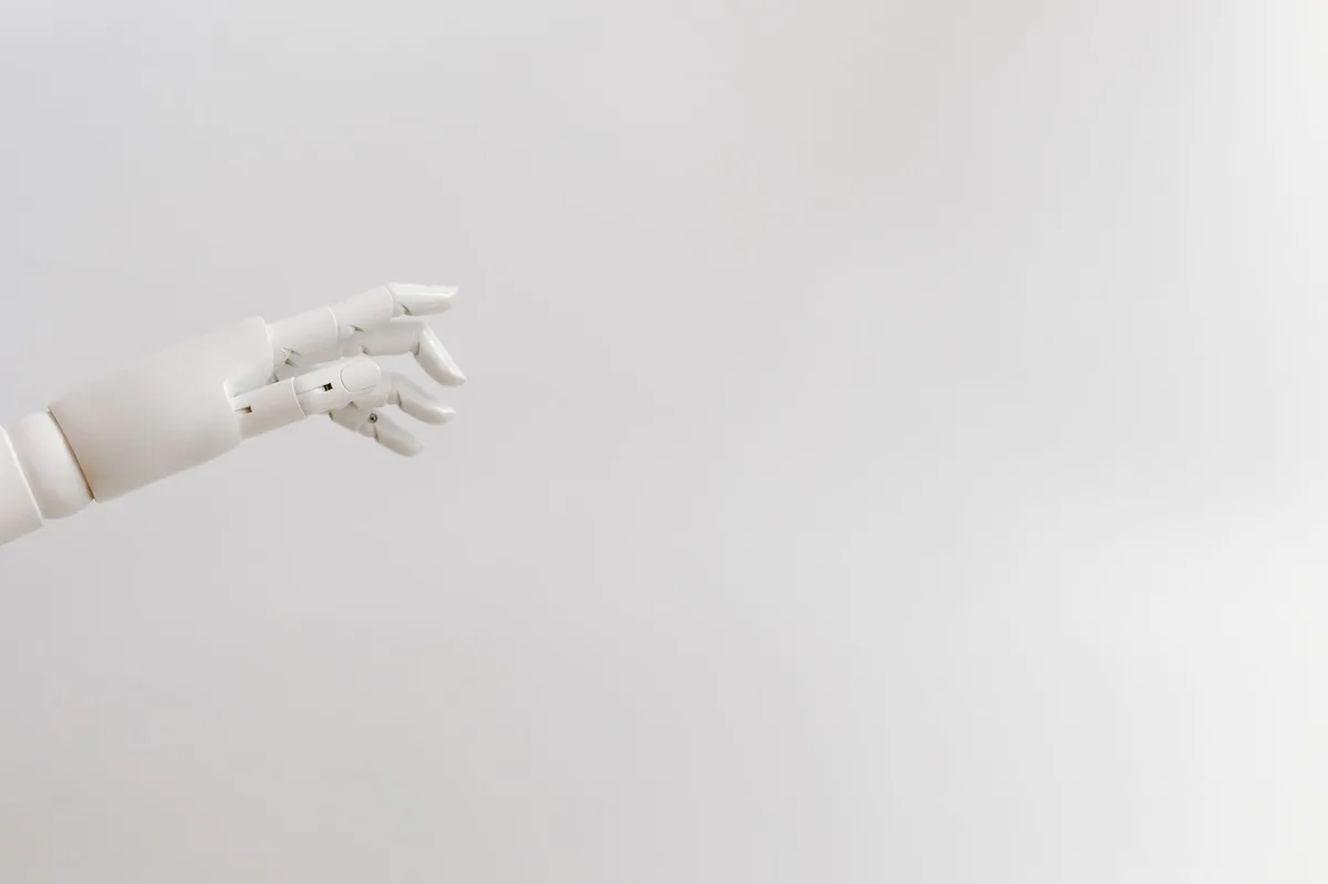 AI quản trị rủi ro: Vì sao chỉ xây dựng quy tắc sử dụng không thể ngăn chặn rủi ro từ generative AI?