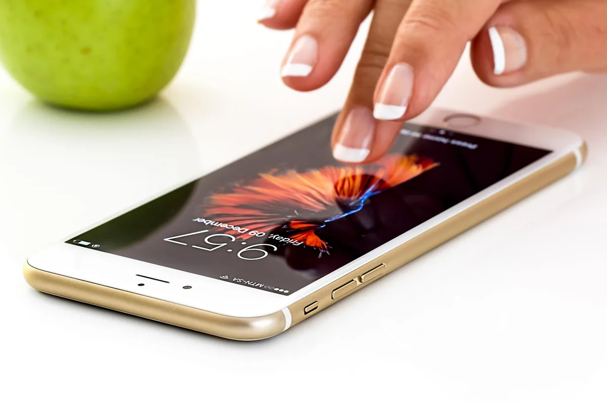 iPhone 18 Pro giá tăng ít nhất 100 USD: Apple chuyển hướng sang thuê bao để bảo vệ biên lợi nhuận