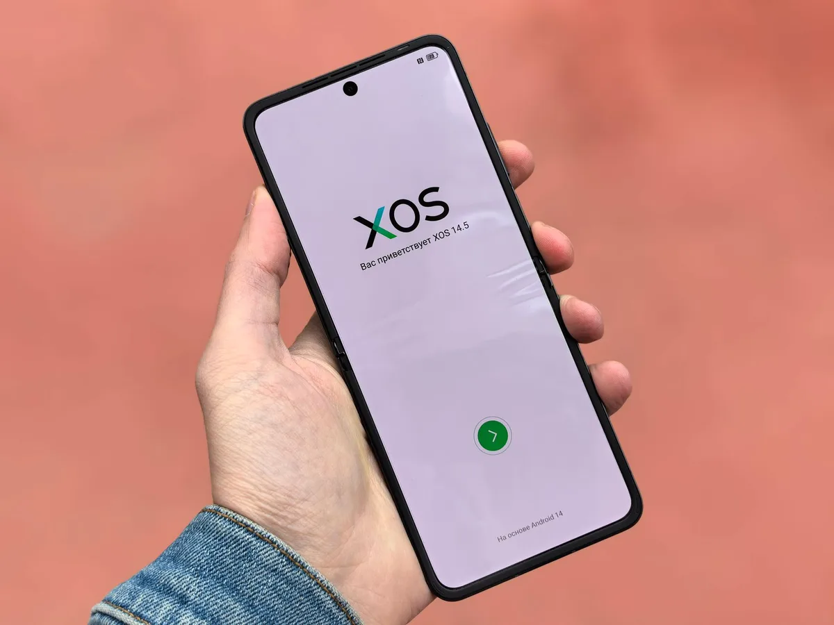 iPhone vs Galaxy điện thoại gập: Cuộc đối đầu đầu tiên ai thắng?
