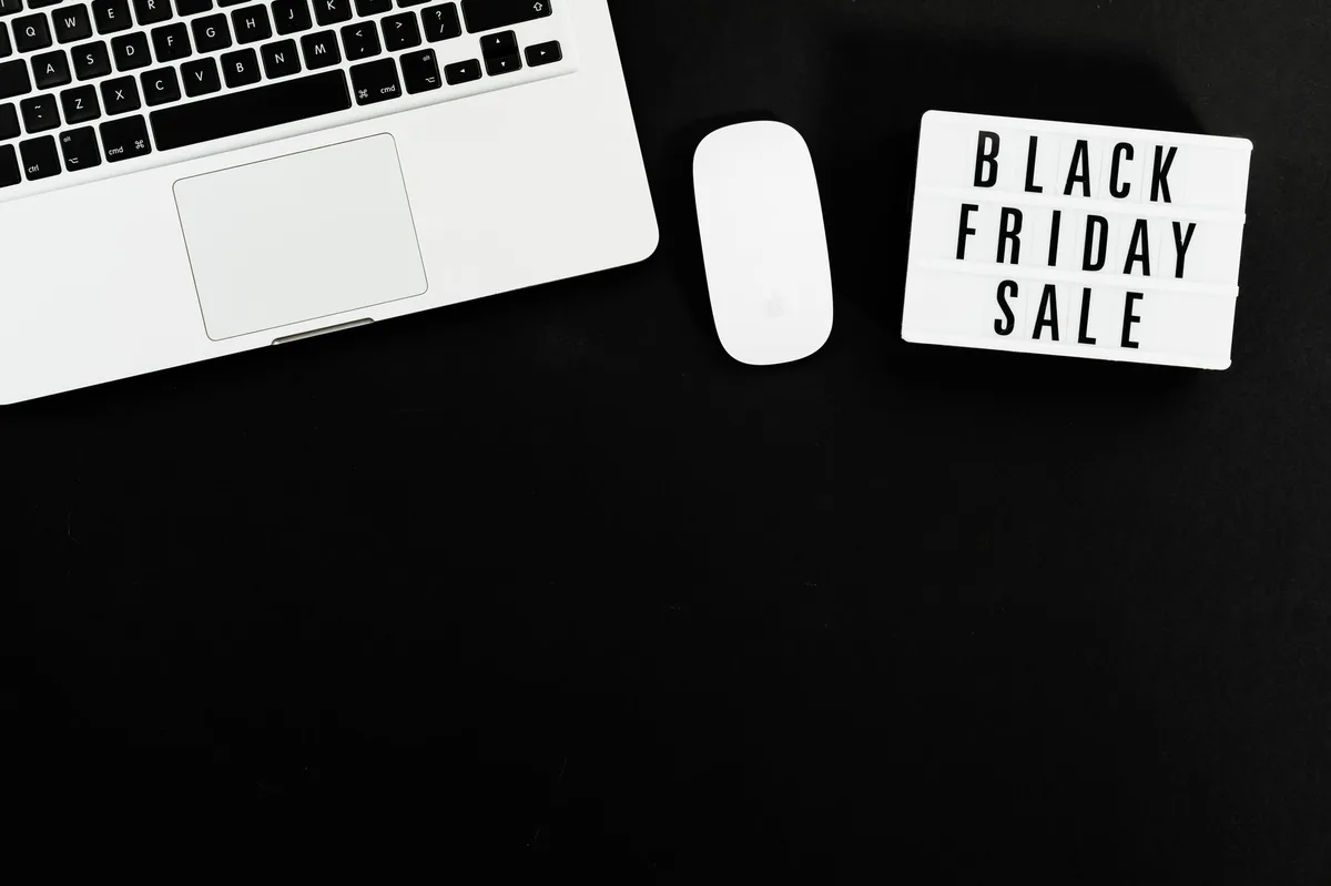 Loạt laptop giảm giá mạnh trong Prime Day 2026: từ Apple, Lenovo, Acer và nhiều hãng khác