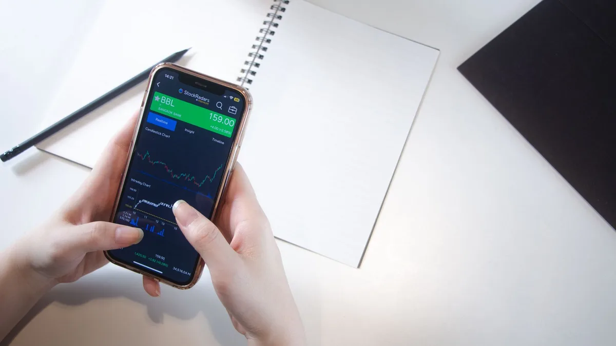 AI trong tài chính: 5 ứng dụng thực tế, tiết kiệm 1.000 tỷ USD vào 2030