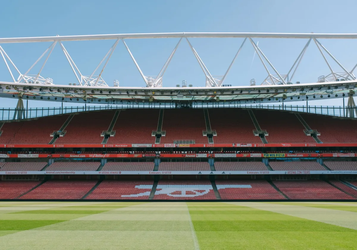 Arsenal và Liverpool cạnh tranh quyết liệt chữ ký Bradley Barcola