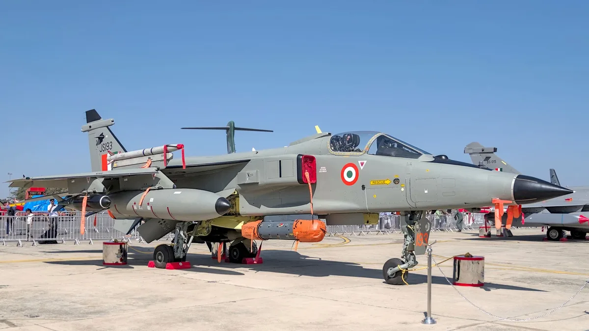 DRDO phát triển radome nội địa cho máy bay chiến đấu LCA Tejas Mk1A