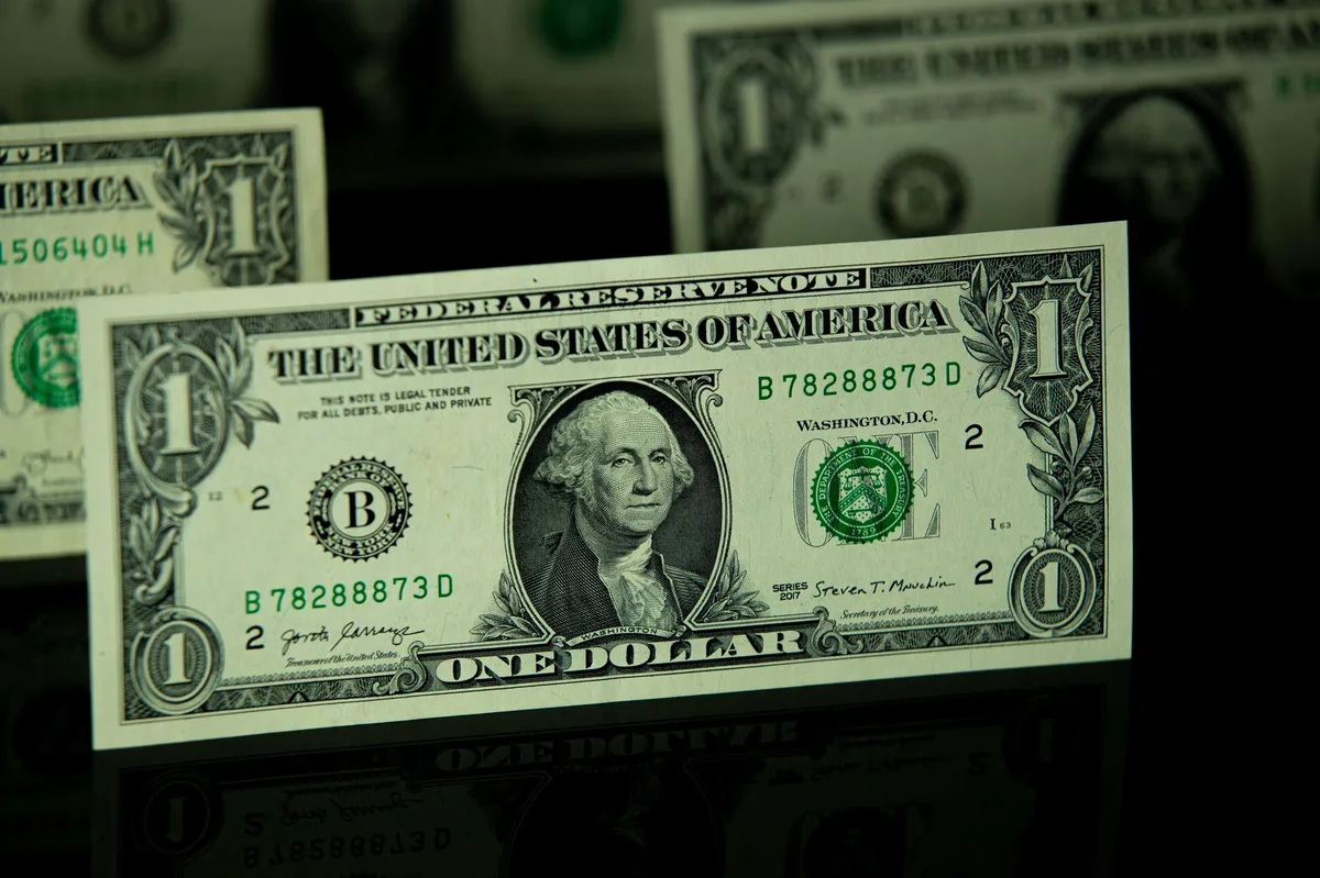 Fed có thể tăng lãi suất tại cuộc họp tháng 7 khi giá dầu vượt 100 USD/thùng