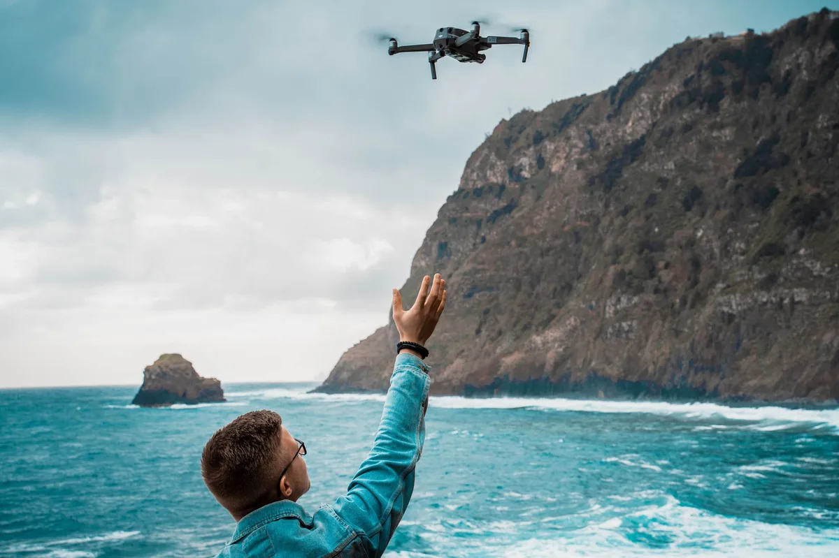 Hải quân Anh phóng drone kamikaze Nyan từ tàu chiến, bước tiến tới 'Hạm đội Hybrid'