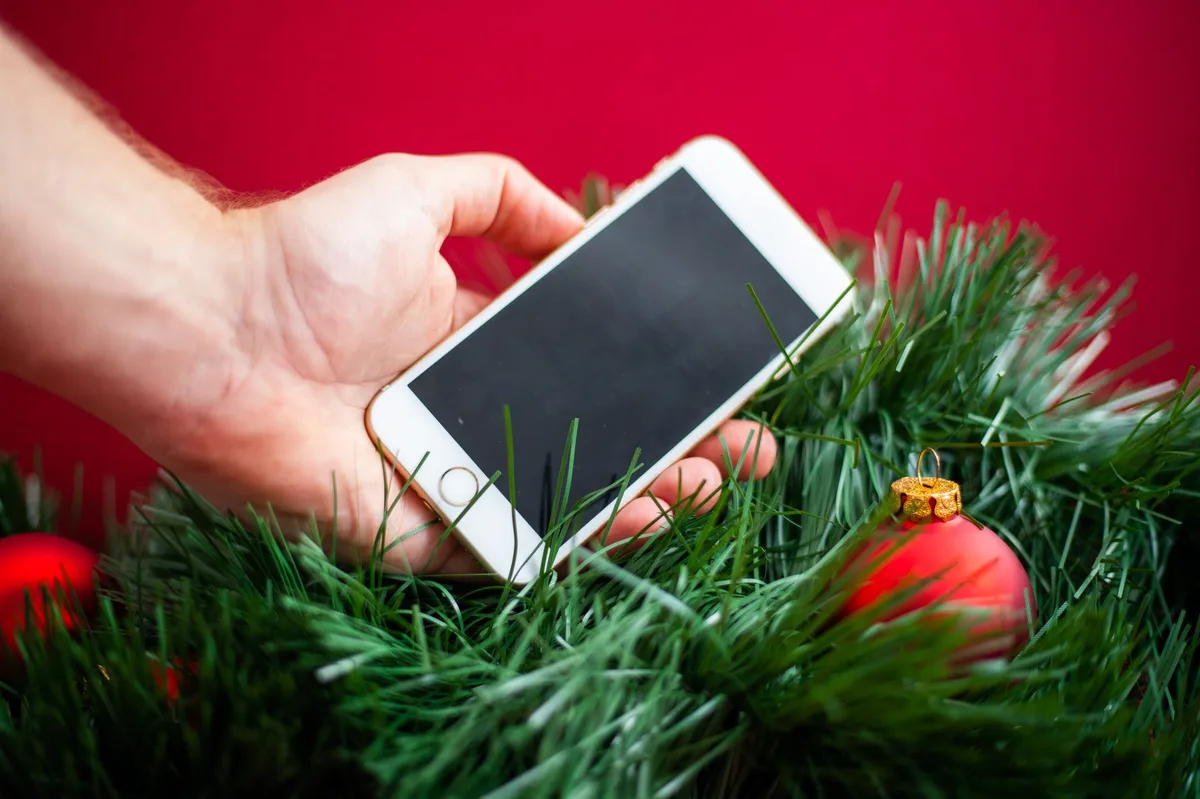 iPhone kỷ niệm 20 năm ra mắt: 10 tính năng dự kiến có mặt vào năm 2027
