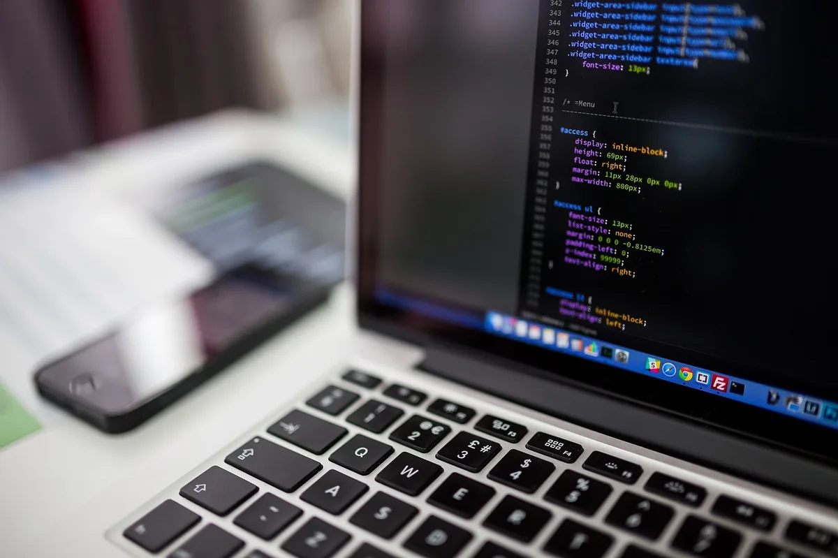 Làn sóng AI code generation đang định hình lại thị trường cloud infrastructure