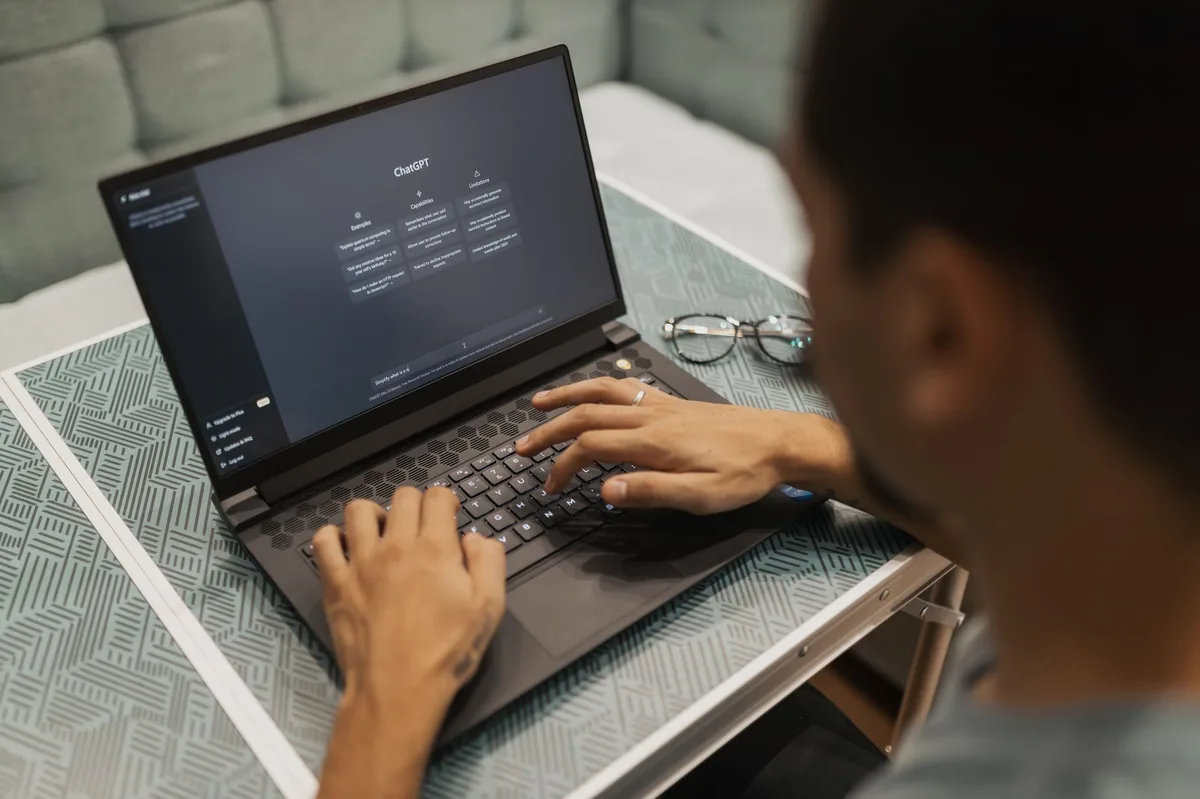 Microsoft ra mắt Surface Pro và Surface Laptop thế hệ mới tại Malaysia: Hiệu năng AI đột phá, pin lên tới 20 giờ