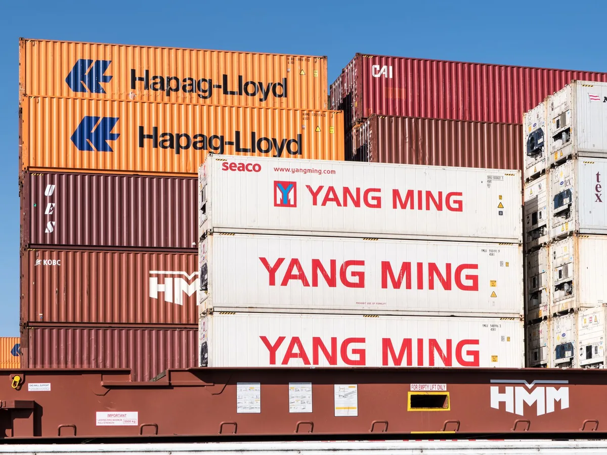 Mỹ áp thuế 25% hàng Brazil: Hạn chót 15/7 quyết định danh sách miễn trừ