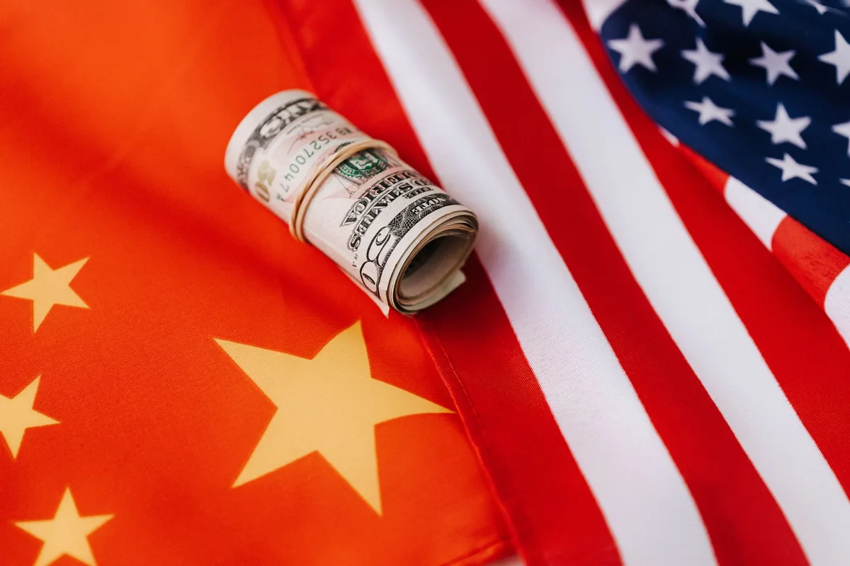 Ông Trump áp thuế 50% lên hàng Canada: Lời cảnh báo cho các đối tác thương mại khác