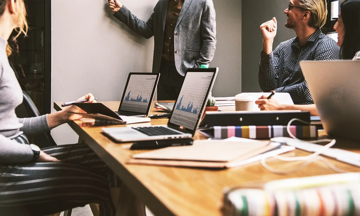 OPC startup trong kỷ nguyên AI: Khi công ty thu nhỏ dưới 10 người