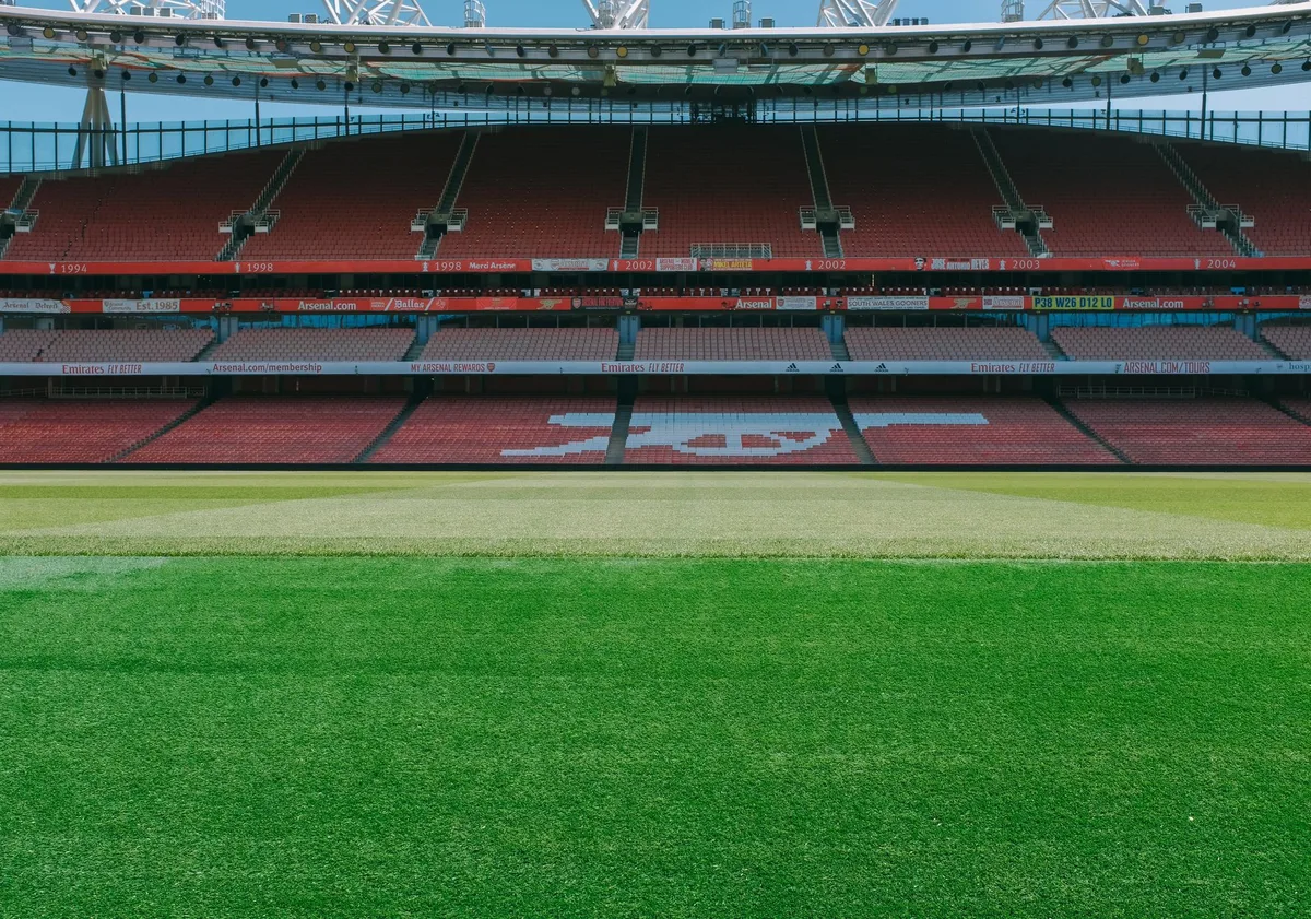 Premier League đồng ý chia thêm 1,5 tỷ bảng cho các CLB EFL trong 10 năm
