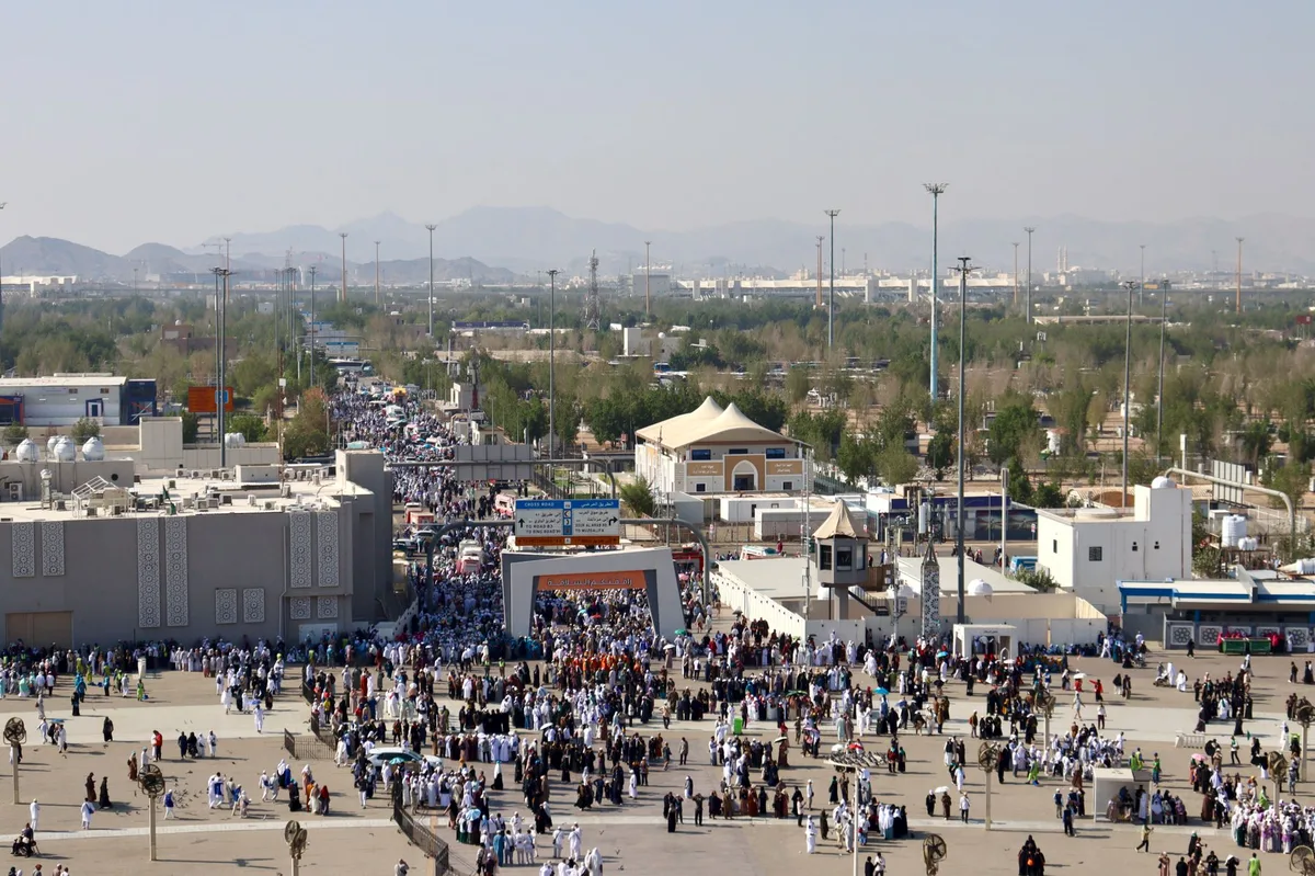 Saudi Arabia bắn hạ nhiều máy bay không người lái từ Iraq nhắm vào các cơ sở dầu mỏ