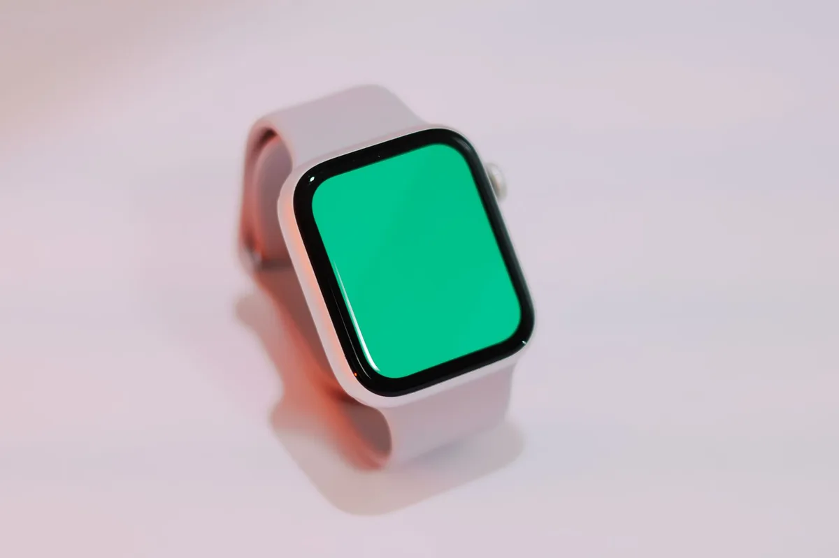 Siri AI biến Apple Watch thành máy tính đeo tay thực thụ