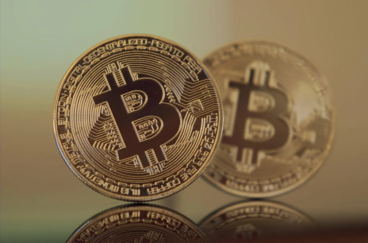 Thượng nghị sĩ Lummis kêu gọi thông qua CLARITY Act để tái định hình tài chính crypto tại Mỹ