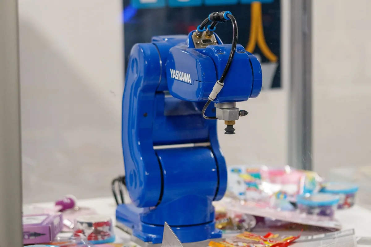 Từ 'Thung lũng Robot' đến đỉnh Everest: Robot ngoại xương Trung Quốc dẫn đầu thế giới