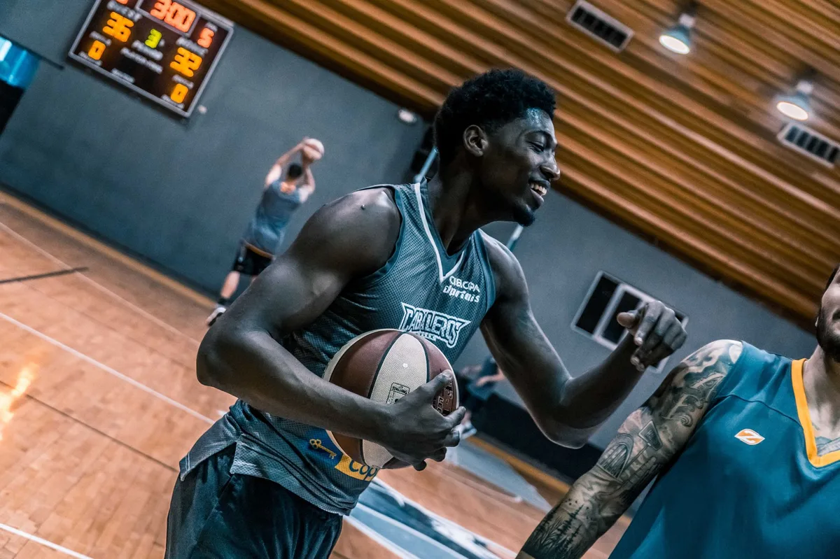 Victor Wembanyama ký gia hạn 252 triệu USD với Spurs: Ngôi sao 22 tuổi tiết kiệm 50 triệu vì tham vọng vô địch
