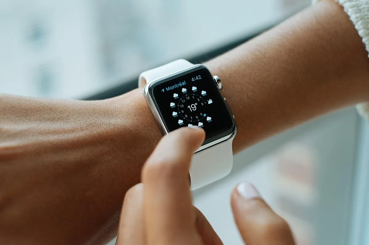 10 tính năng Apple Watch vẫn dùng tốt khi không có iPhone bên cạnh