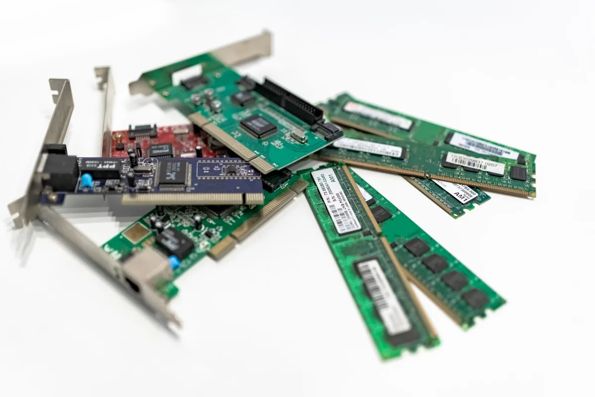 Apple thử nghiệm chip nhớ Trung Quốc của ChangXin cho iPhone, MacBook: giá đắt ngang Samsung