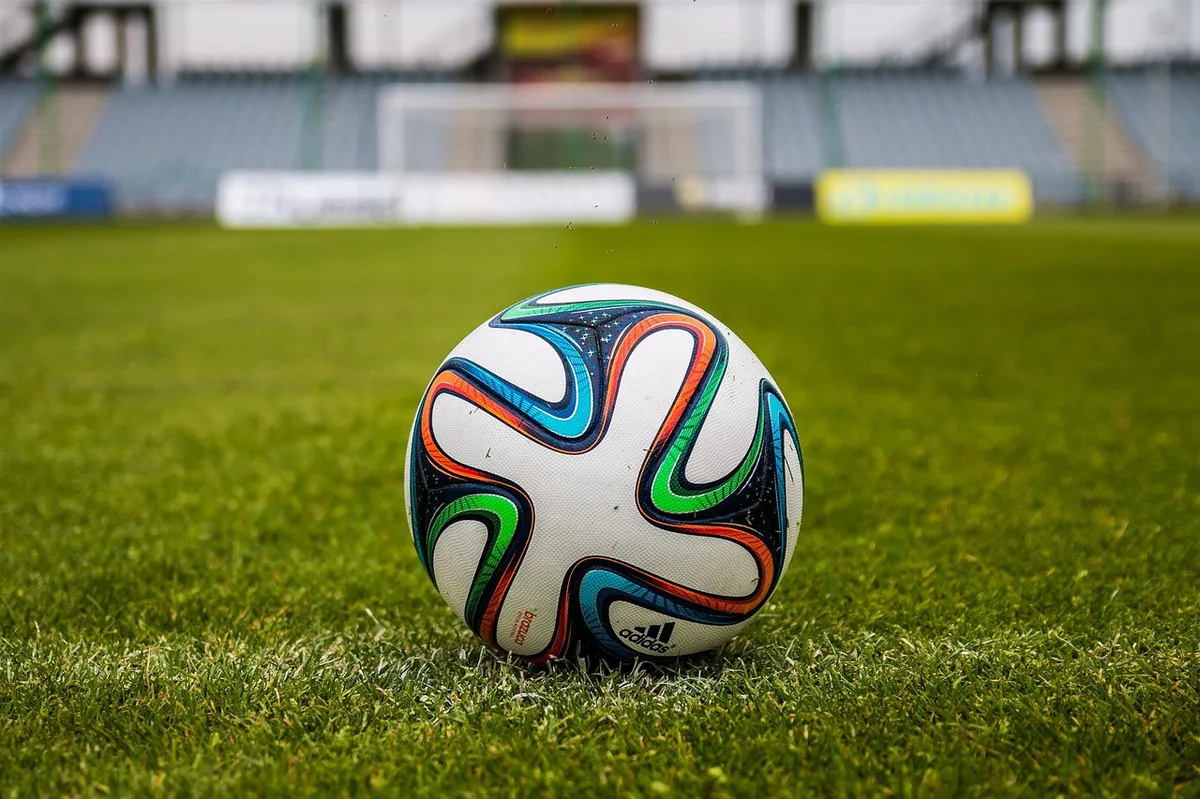 Gianni Infantino bám giữ quyền lực khi đế chế FIFA lung lay sau thất bại kế hoạch World Cup