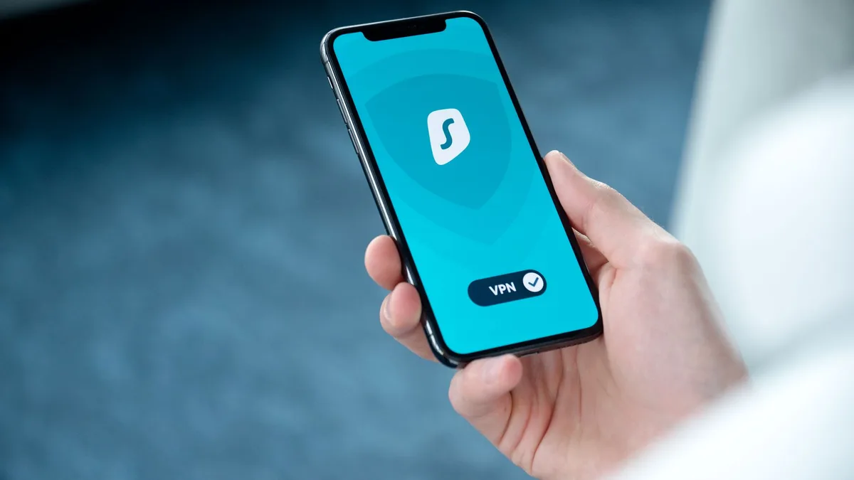 Lỗ hổng bảo mật Samsung: chuỗi khai thác 50.000 USD qua Bixby hack Galaxy S25