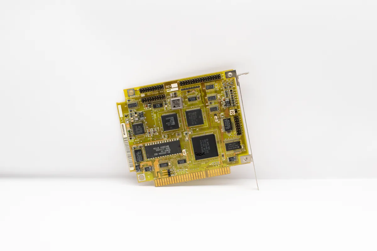 MacBook Air khan hiếm vì thiếu chip nhớ toàn cầu: khách đặt phải chờ tới tháng 9