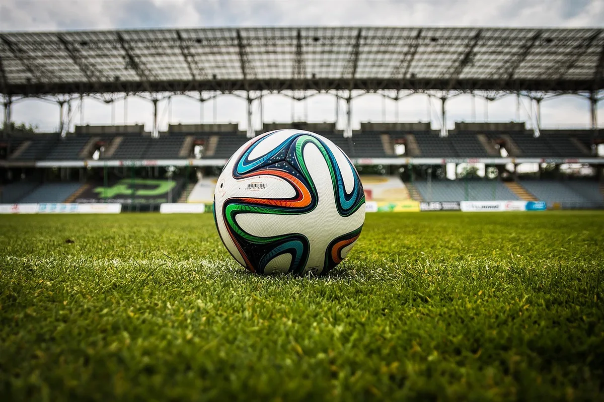 UEFA dọa kiện FIFA: Kế hoạch bán cổ phần World Cup của Infantino đổ vỡ