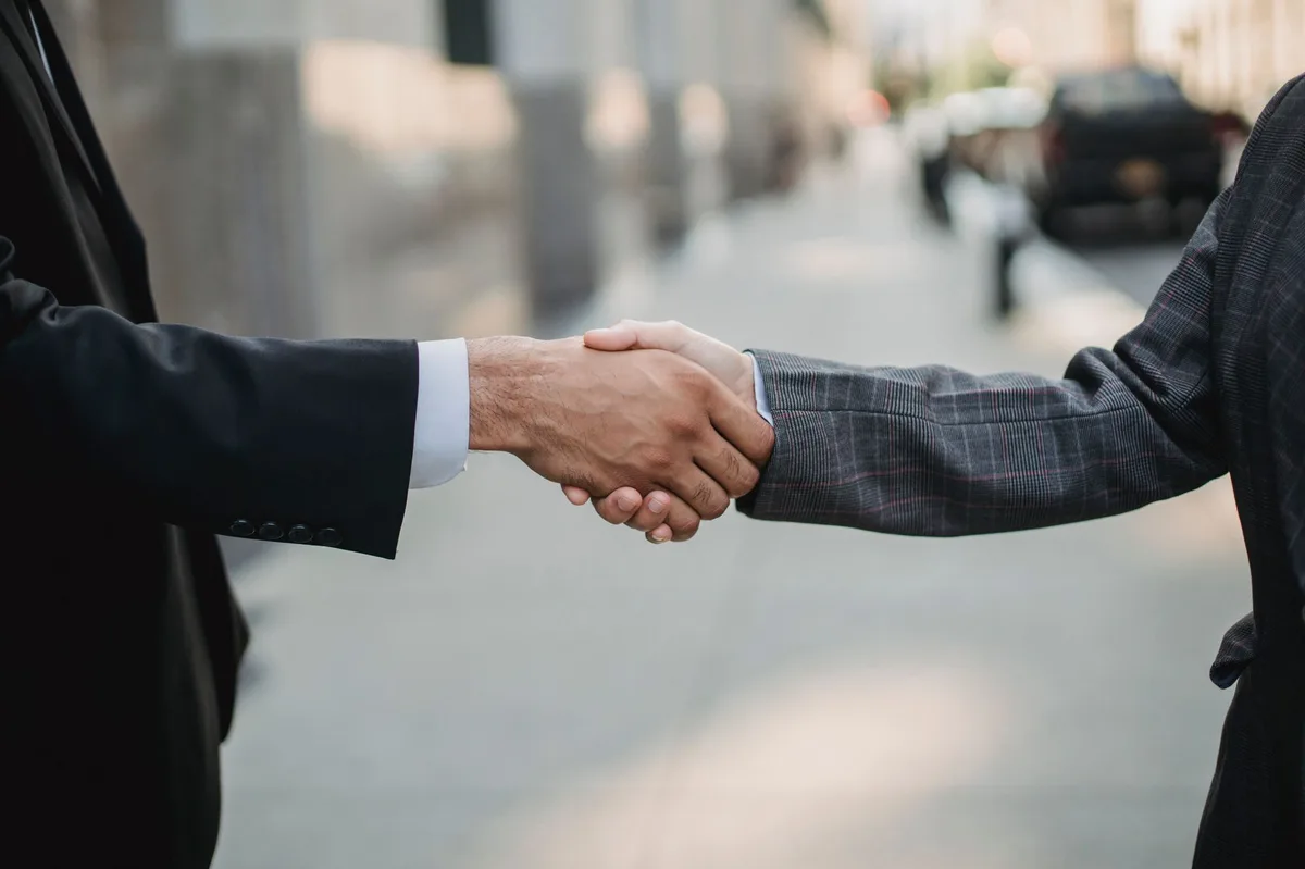 Vì sao thế hệ millennial bỏ khởi nghiệp từ con số 0 để mua lại doanh nghiệp?